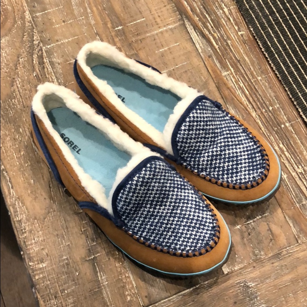 Sorel slippers